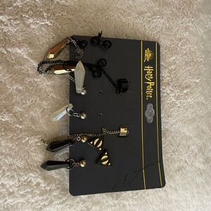 Harry Potter Black and Gold Earring Set